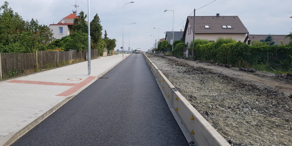 Rekonstrukce ulice Pražská v Bezděčíně - II. etapa, vč. cyklostezky