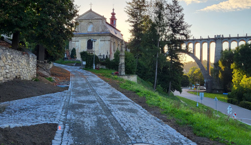 Komunikace nad kostelem, Krnsko