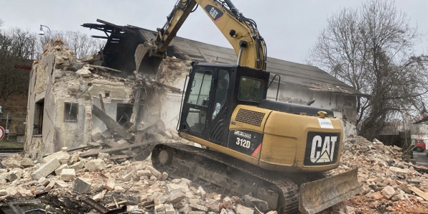 Demolice objektu ČD