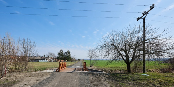 Cyklostezka na bývalé dráze, Dobrovice