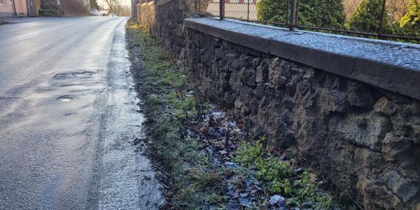 Opěrná zeď ul. Ptácká, Mladá Boleslav