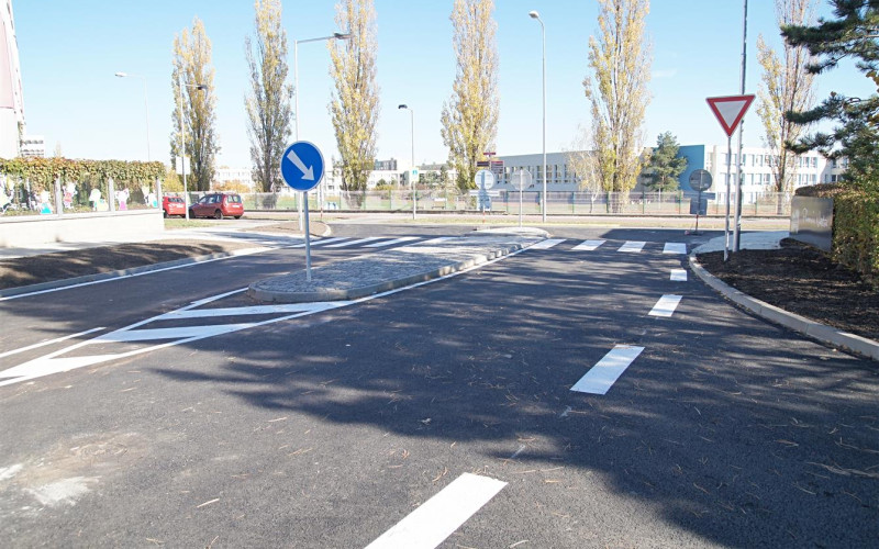 Rekonstrukce ulice V Rokli MB