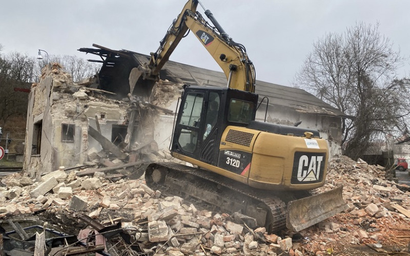 Demolice objektu ČD