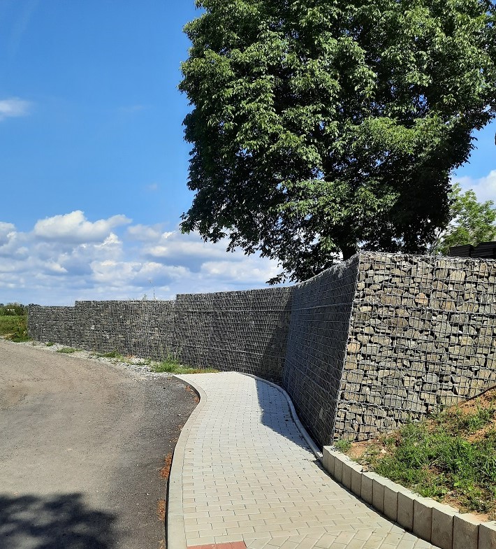 Gabionové zdi - obec Bukovno